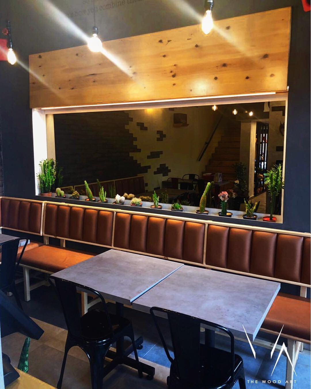 Restaurant Interior & Banquette